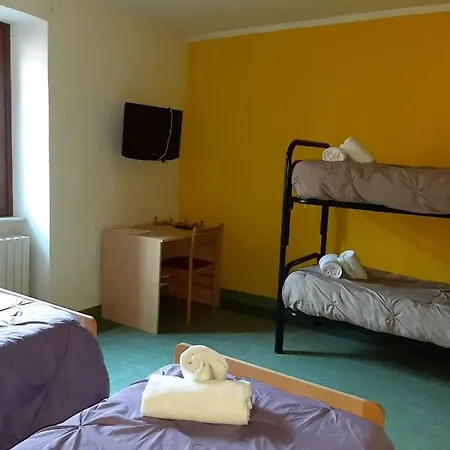 Hostel Punto Tappa Pit Stop - Affittacamere E Trattoria Castellino Tanaro