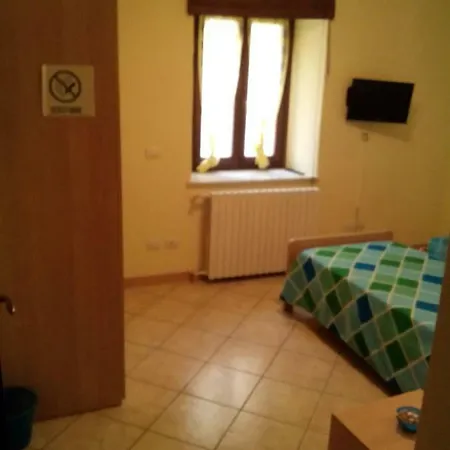 Albergue Punto Tappa Pit Stop - Affittacamere E Trattoria Castellino Tanaro